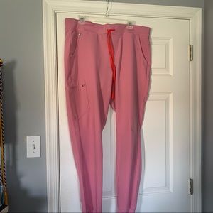 FIGS Zamora Chalk Pink